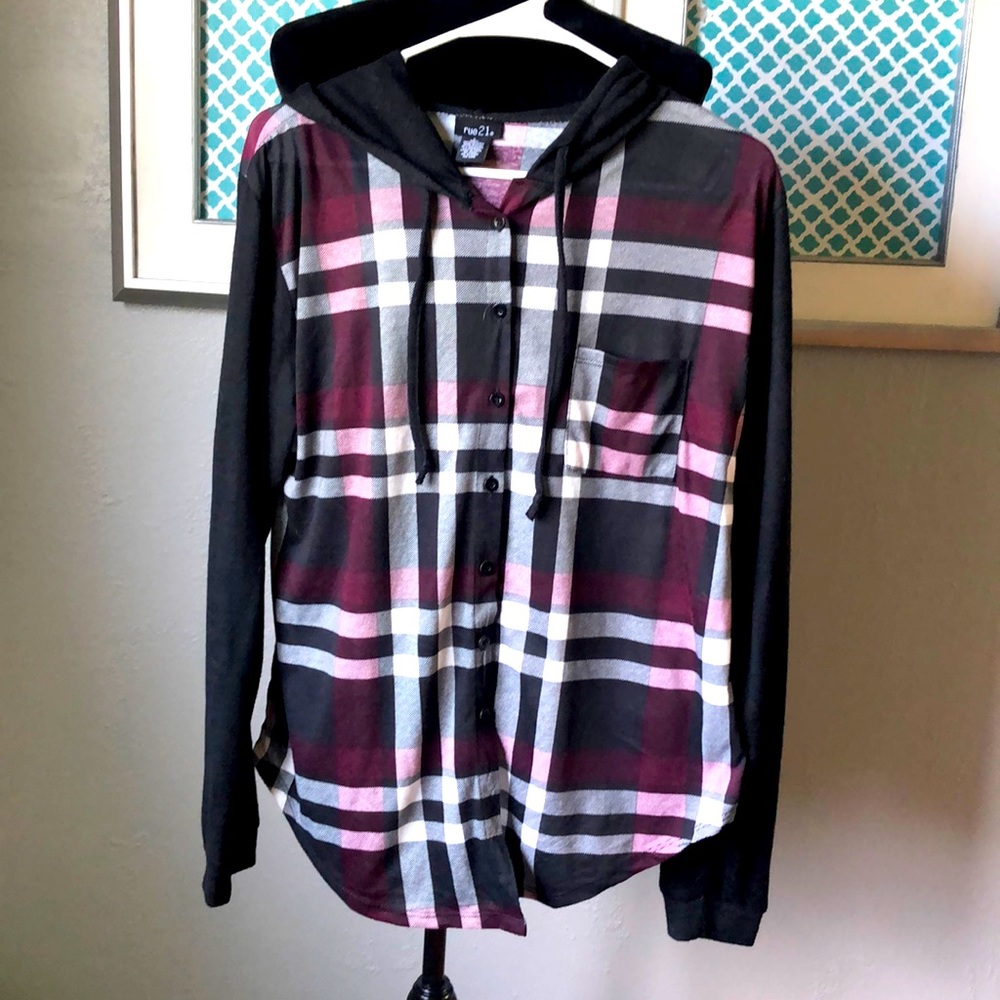 Rue21 Burgundy/Black Plaid Body with Longsleeve/Hoodie in Black Button Down